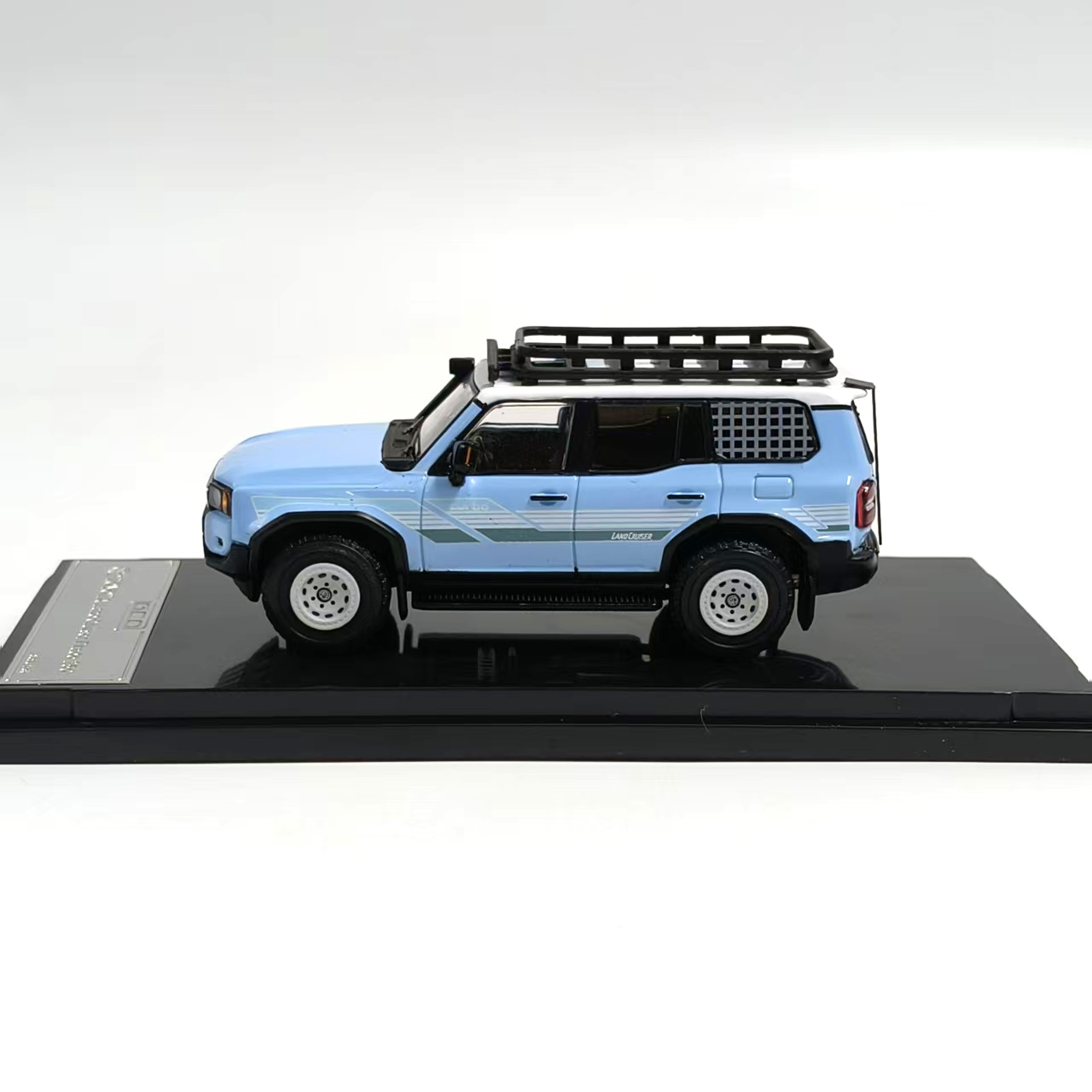 Модель автомобиля Diecast DCM  – обзор и цена Vintage Collectible & Vintage Dolls